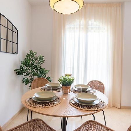 Apartment & Pool In Malaga City Center Luaran gambar