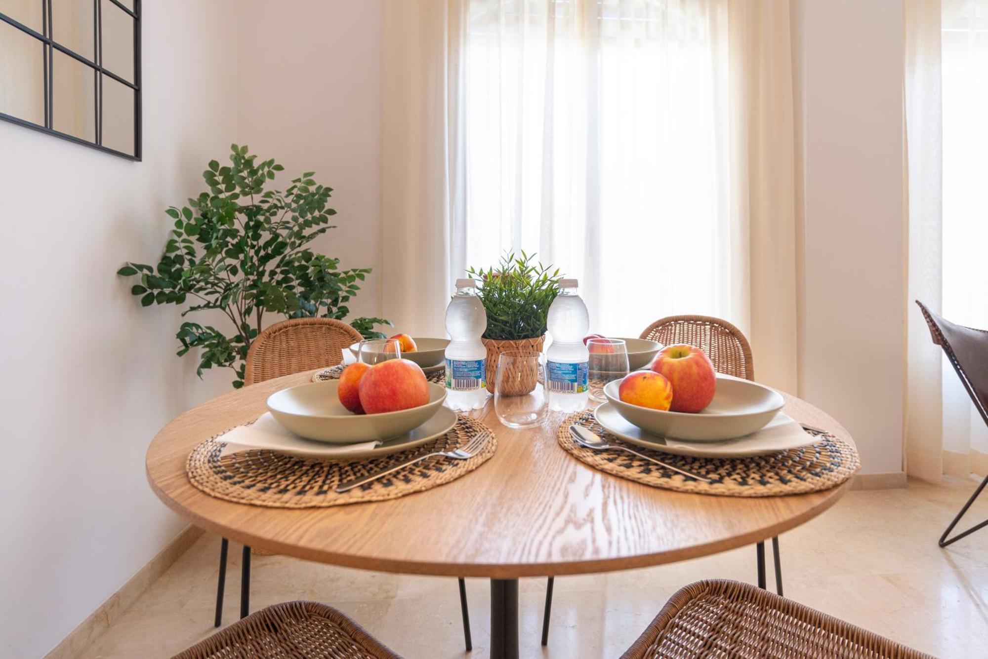 Apartment & Pool In Malaga City Center Luaran gambar