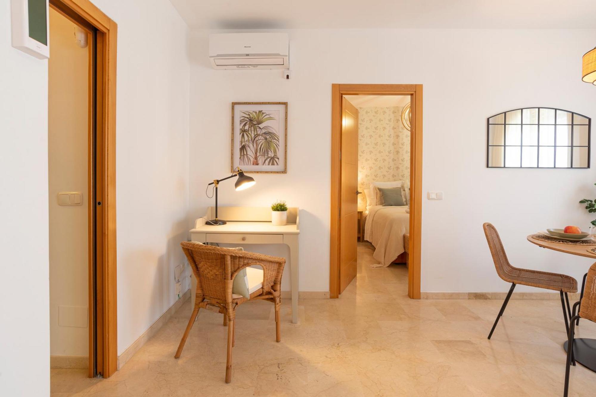 Apartment & Pool In Malaga City Center Luaran gambar